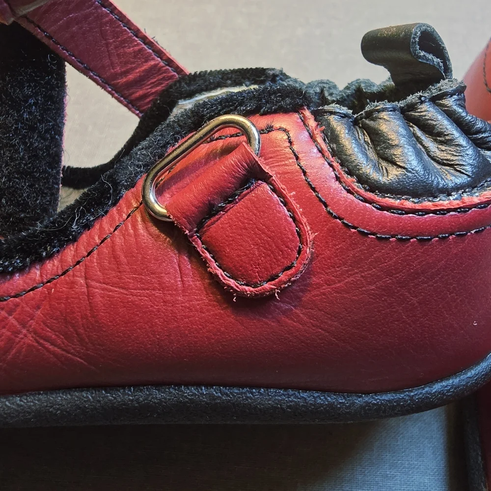 Genuine Red Leather Robeez Trendz Mary Jane Shoes With Black Velvet Bows